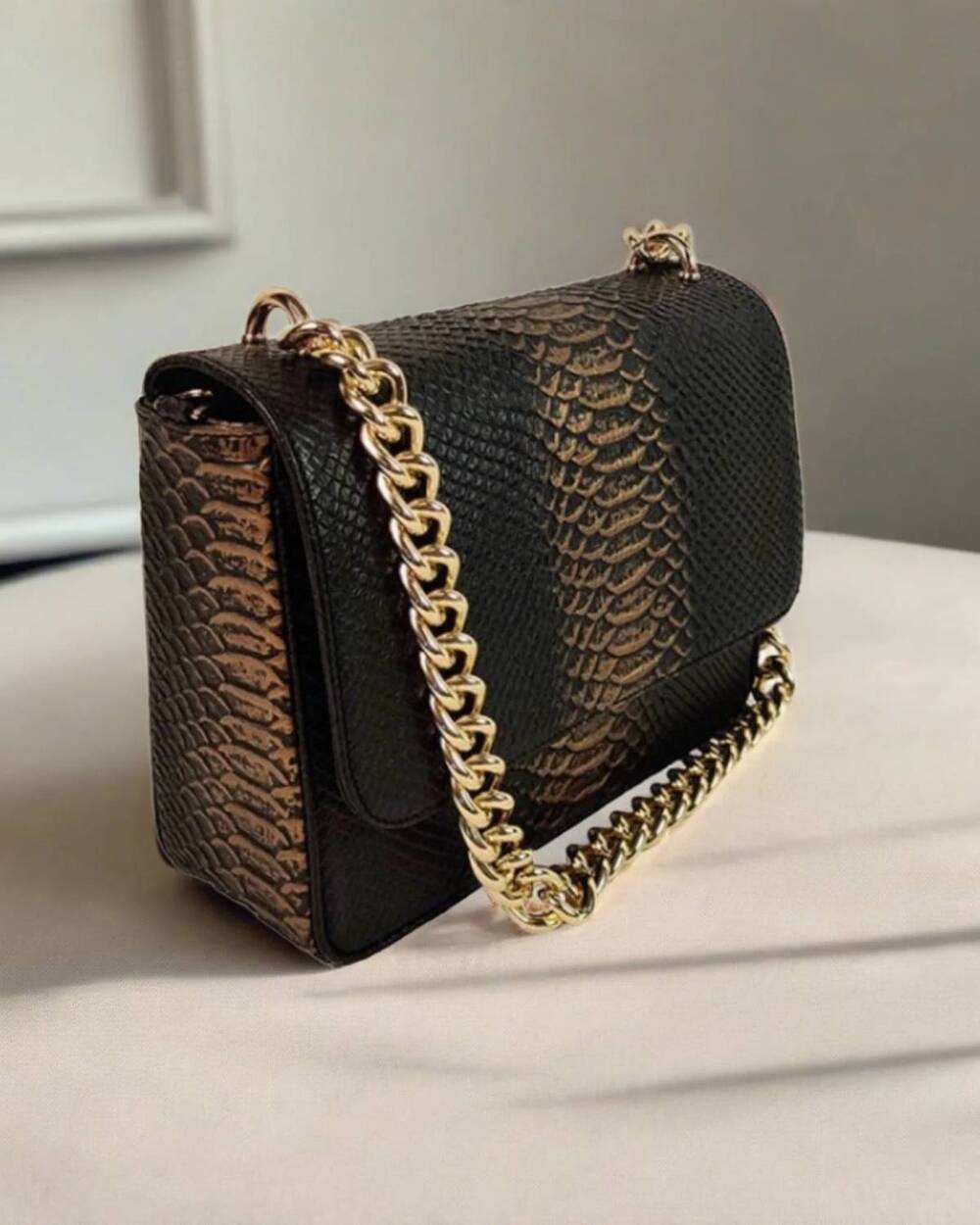 NEW BERGE women's dune chain handbag in dark brown